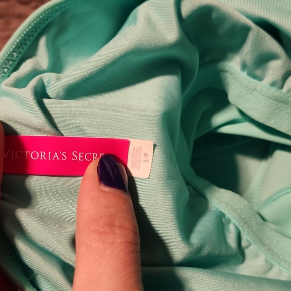 VS Bikini - Picture 3 of 4